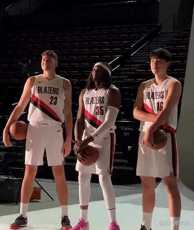 波特兰开拓者对克里夫兰骑士