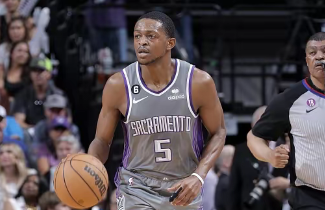 里尔主客场球衣