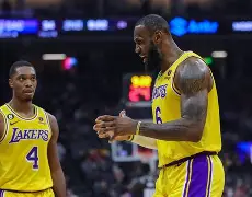 湖人24不敌太阳 詹皇遭生涯首次一轮游